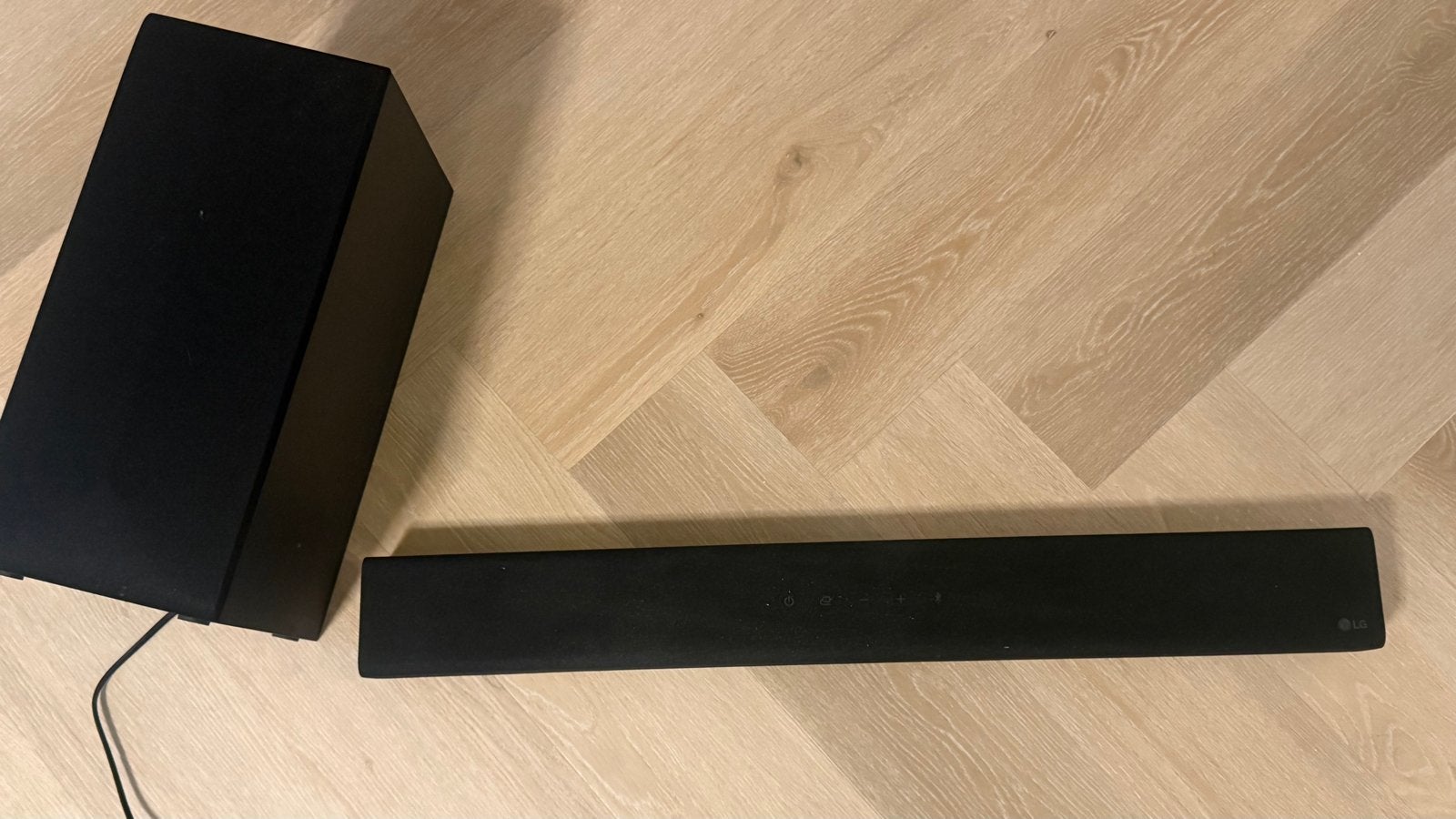 LG Soundbar met draadloze subwoofer (Dolby Atmos), Ophalen of Verzenden, Bluetooth, Zo goed als nieuw