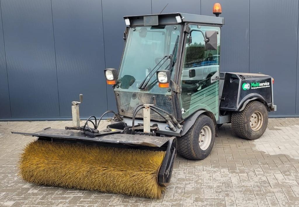 Karcher MIC 45 veegmachine | Werktuigendrager, Ophalen, Gebruikt, Kärcher, MIc 45
