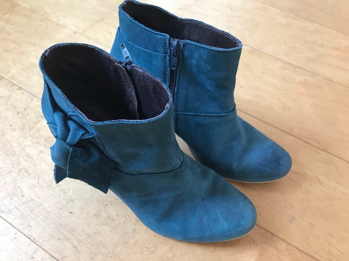 Petrol kleurige laarsjes maat 41., Kleding | Dames, Schoenen, Ophalen of Verzenden, Zo goed als nieuw, Blauw, Lage of Enkellaarzen