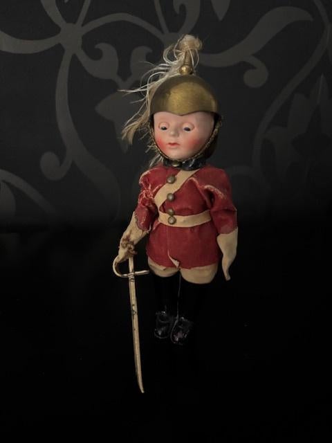 Oud popje 18 cm stuks., Verzamelen, Poppen, Ophalen of Verzenden, Gebruikt, Pop