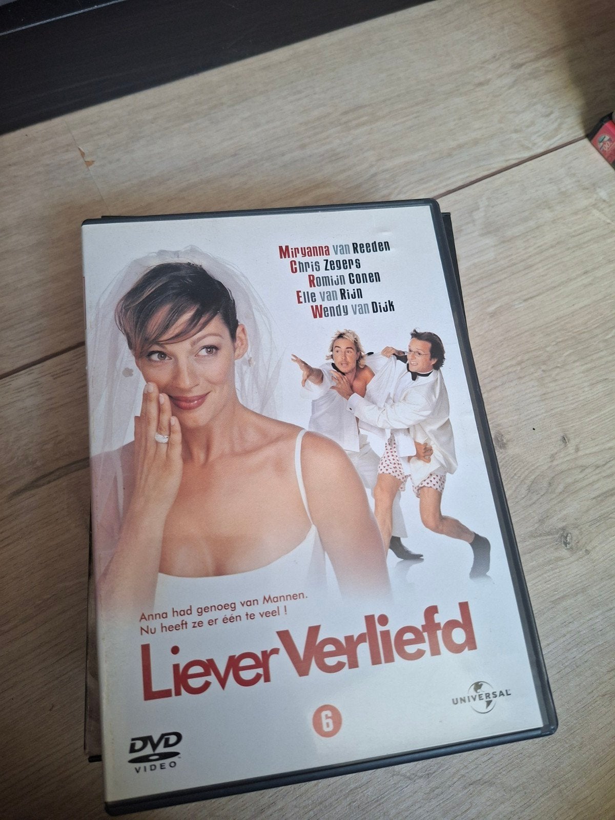 Liever Verliefd DVD - Romantische Komedie, Gebruikt, Romantische komedie, Vanaf 6 jaar, Ophalen of Verzenden