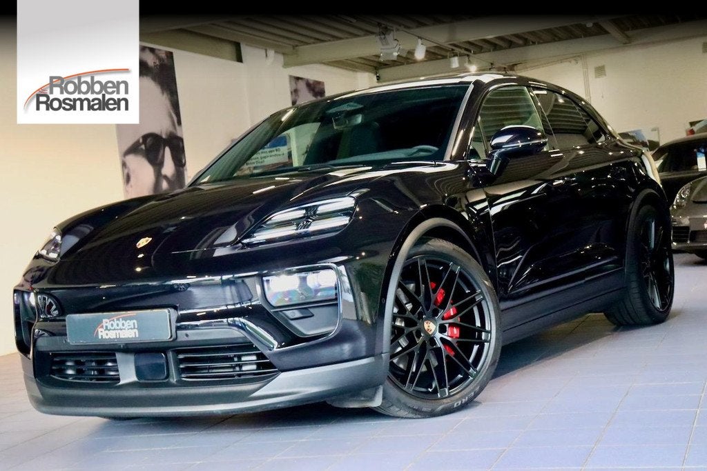 Porsche Macan 4S 100 kWh NL|1e Eig|MEGA VOL|NP €132.437, Auto's, Porsche, Automaat, Gebruikt, Zwart, Vierwielaandrijving