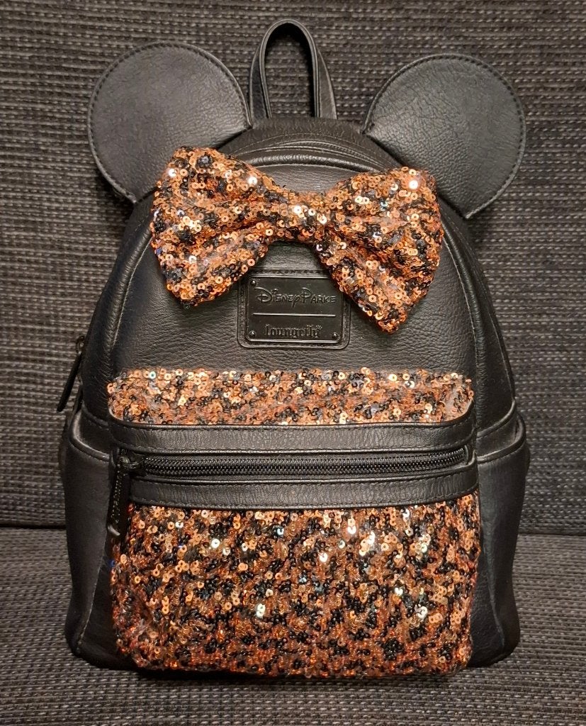 Disney loungefly Minnie sequin backpack, Verzamelen, Disney, Ophalen of Verzenden, Overige figuren, Zo goed als nieuw, Overige typen