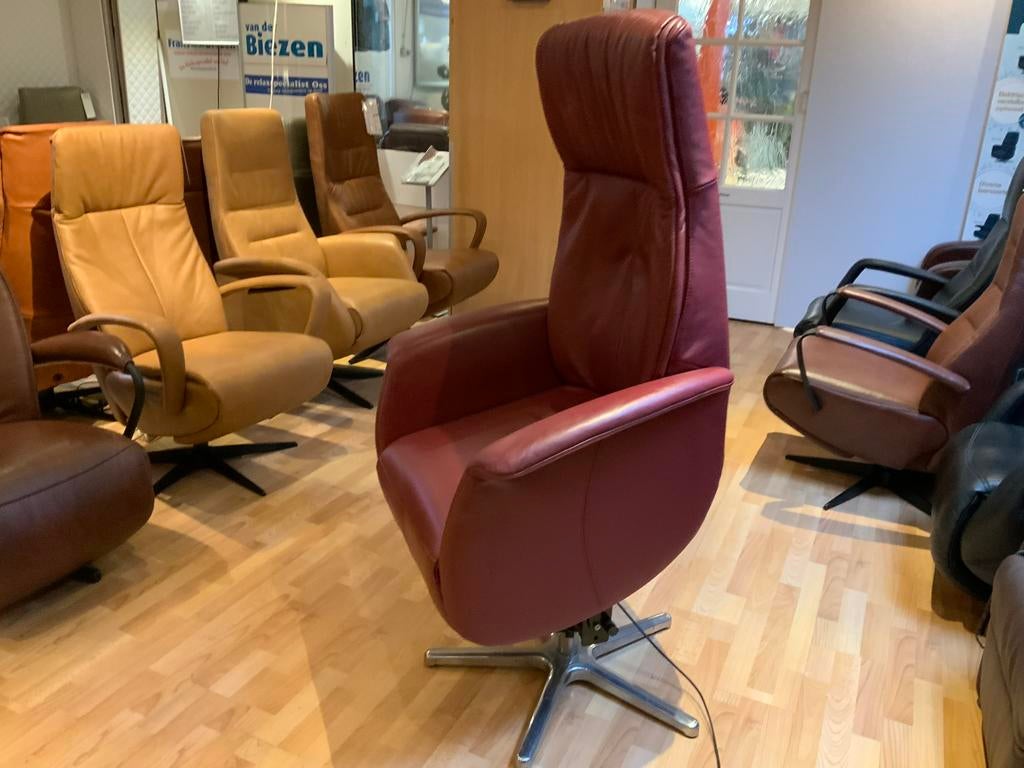 Sta -op relaxfauteuil met rood leder, Ophalen of Verzenden, Zo goed als nieuw, 75 tot 100 cm, 50 tot 75 cm