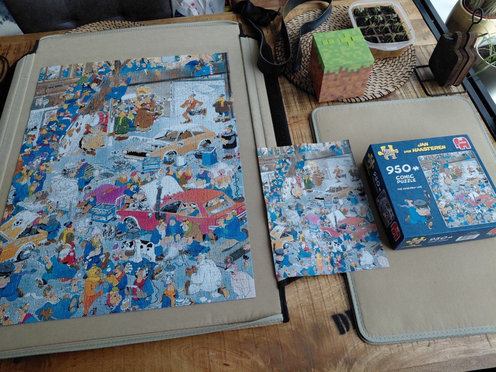 Foto 5 van Jan van Haasteren 950+ Comic Puzzel - The Assembly Line