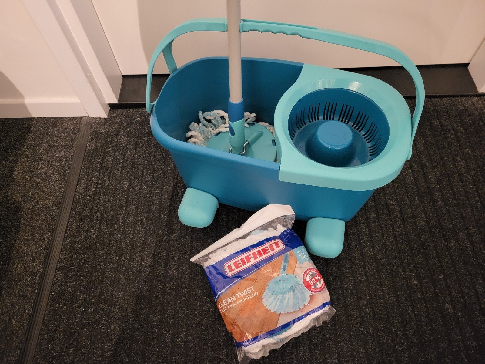 Leifheit Clean Twist Mop en Emmer Set met Extra Mopkop, Huis en Inrichting, Schoonmaakartikelen, Ophalen, Mop of Dweil
