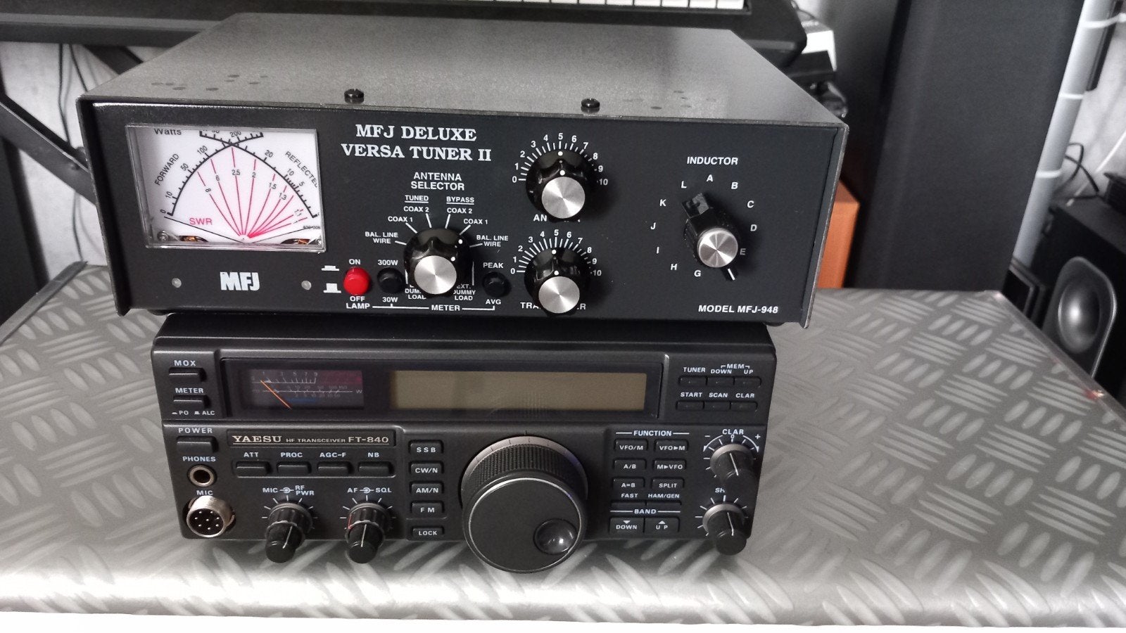 Yaesu FT-840 HF Transceiver met MFJ-948 Antenne Tuner, Telecommunicatie, Ophalen of Verzenden