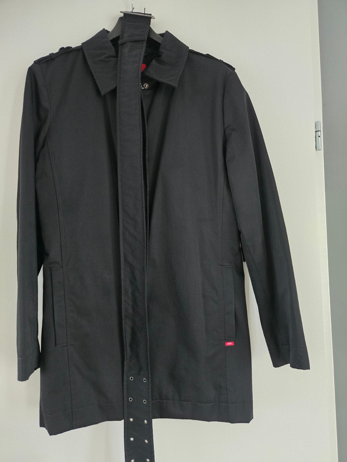 Stijlvolle voorjaar/najaarjas met warme voering, Zwart, Maat 42/44 (L), Ophalen of Verzenden, Zo goed als nieuw