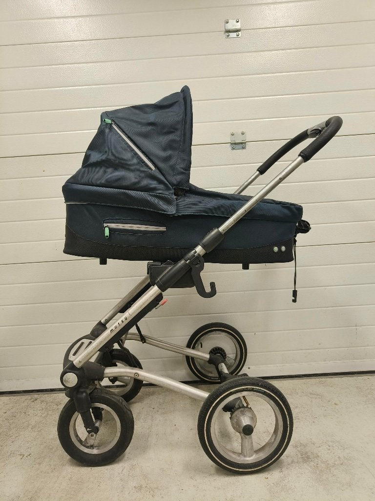 Kinderwagen Mutsy opknapper maar overcompleet, Ophalen, Gebruikt, Verstelbare duwstang, Combiwagen