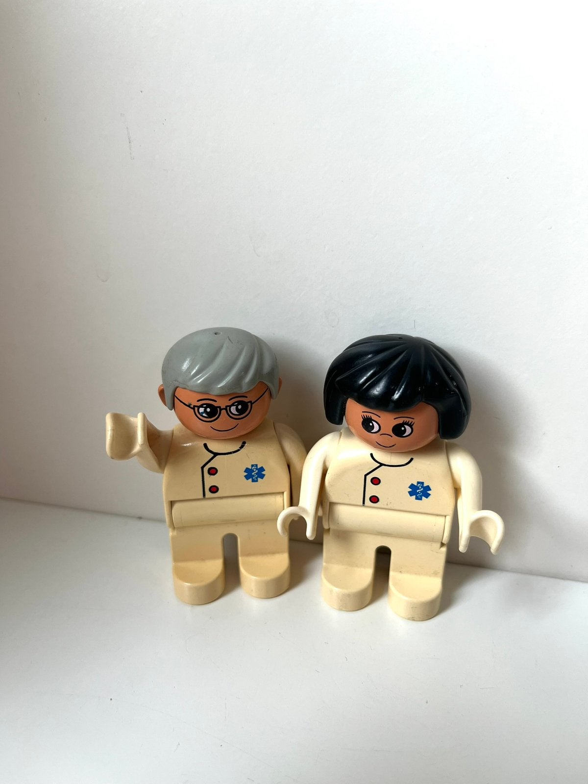 Lego Duplo/ Set van 2 Poppetjes/ Artsenpaar, Ophalen of Verzenden, Gebruikt, Duplo