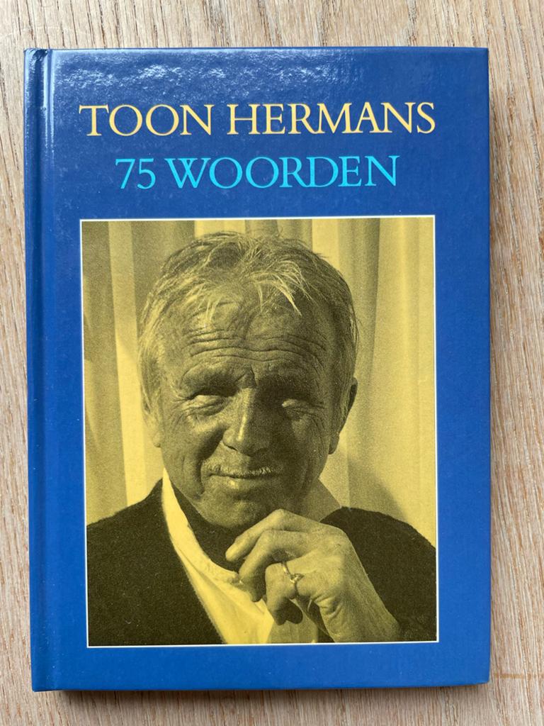 Toon Hermans - 75 Woorden (Hardcover) ISBN 9026105355, Ophalen of Verzenden, Zo goed als nieuw