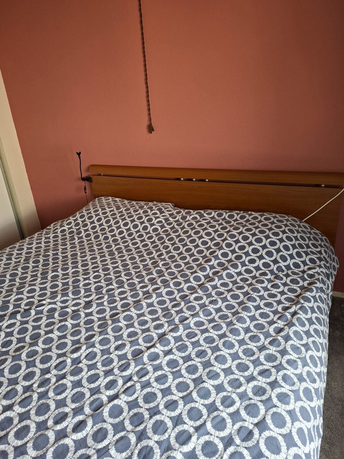 Tweepersoonsbed met houten frame (180x200), Ophalen, Gebruikt, Bruin, Tweepersoons