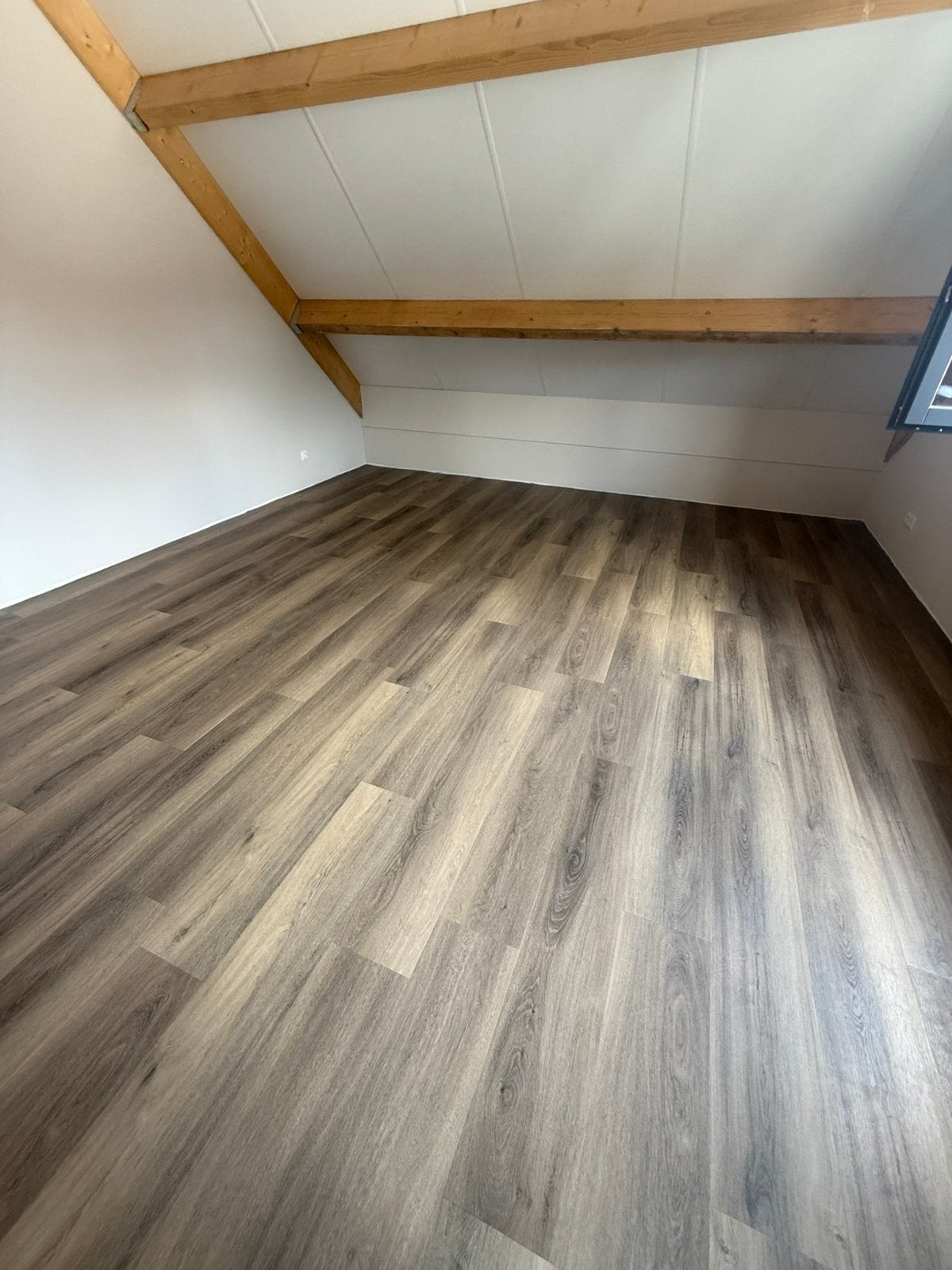 PVC vloer laten leggen? Vakkundig egaliseren & leggen !, Ophalen, Nieuw, 75 m² of meer, Overige typen