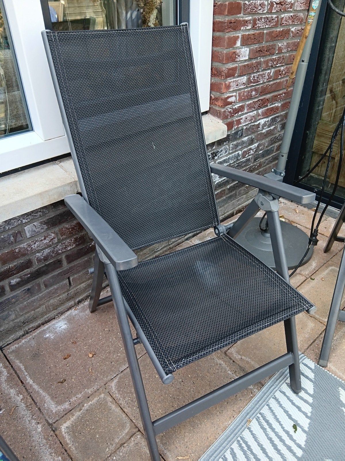 Antraciet verstelbare tuinstoelen, met kussen. 2 stuks, Tuin en Terras, Ophalen, Gebruikt, Metaal, Verstelbaar