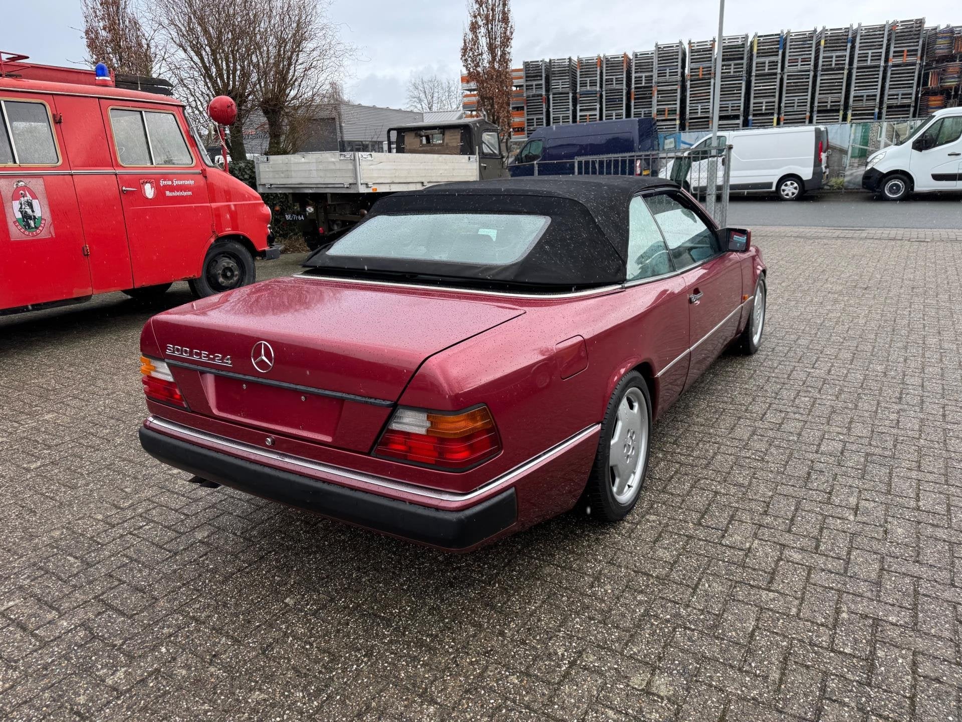 Mercedes-Benz W124 Cabrio 300 CE-24 Automaat / 1993 / Aircon, foto 4
