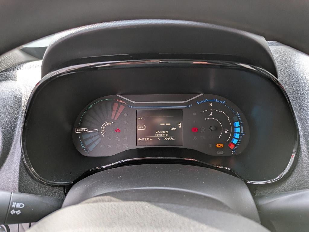 Dacia Spring Electric 45 2022 Wit Schade auto, Auto's, Climate control, Zwart, 38 min, 4 stoelen