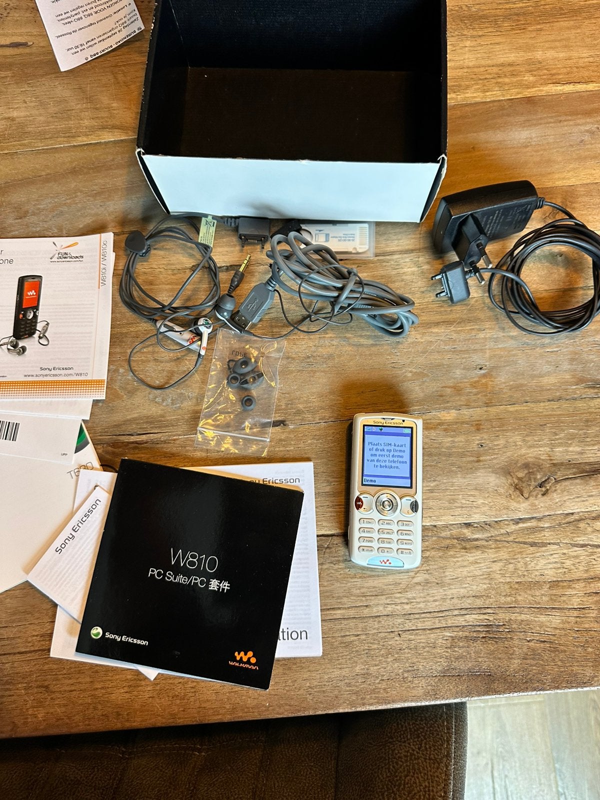 Sony Ericsson W810i Walkman ABSOLUTE NIEUWSTAAT COMPLEET!, Telecommunicatie, Mobiele telefoons | Sony, Ophalen of Verzenden, Zo goed als nieuw