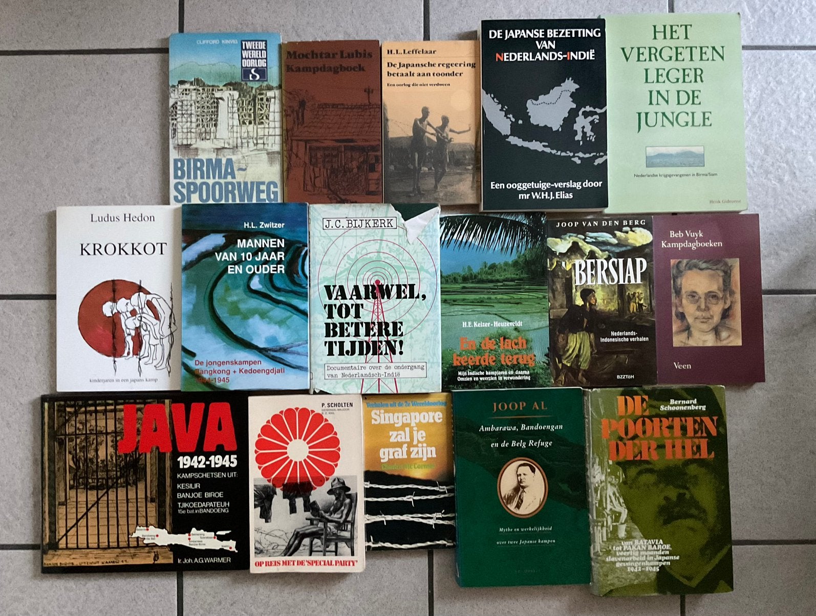 16x boeken over Indië/Indonesië & Burma WWII; €3 - €15 p/s, Ophalen of Verzenden, Tweede Wereldoorlog, Gelezen, Overige onderwerpen