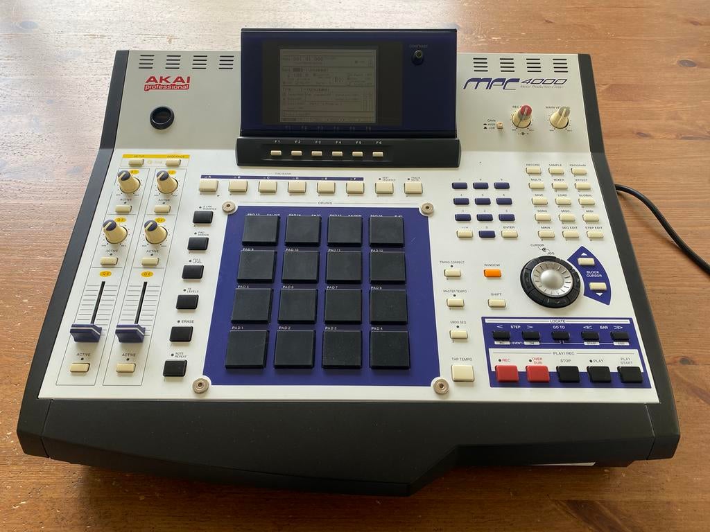 Akai MPC 4000, Muziek en Instrumenten, Samplers, Ophalen of Verzenden, Gebruikt