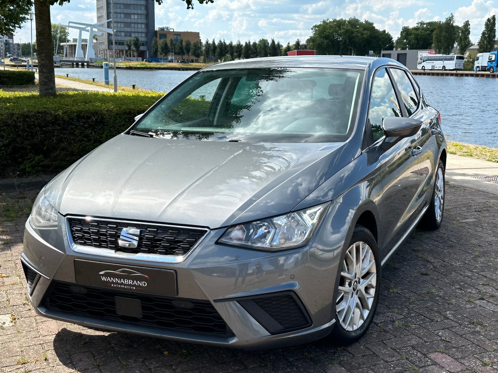 SEAT Ibiza 1.0 TSI 95PK | Camera | Navi | CarPlay | Cruise |, Auto's, 40 €/maand, 95 pk, Ibiza, Origineel Nederlands