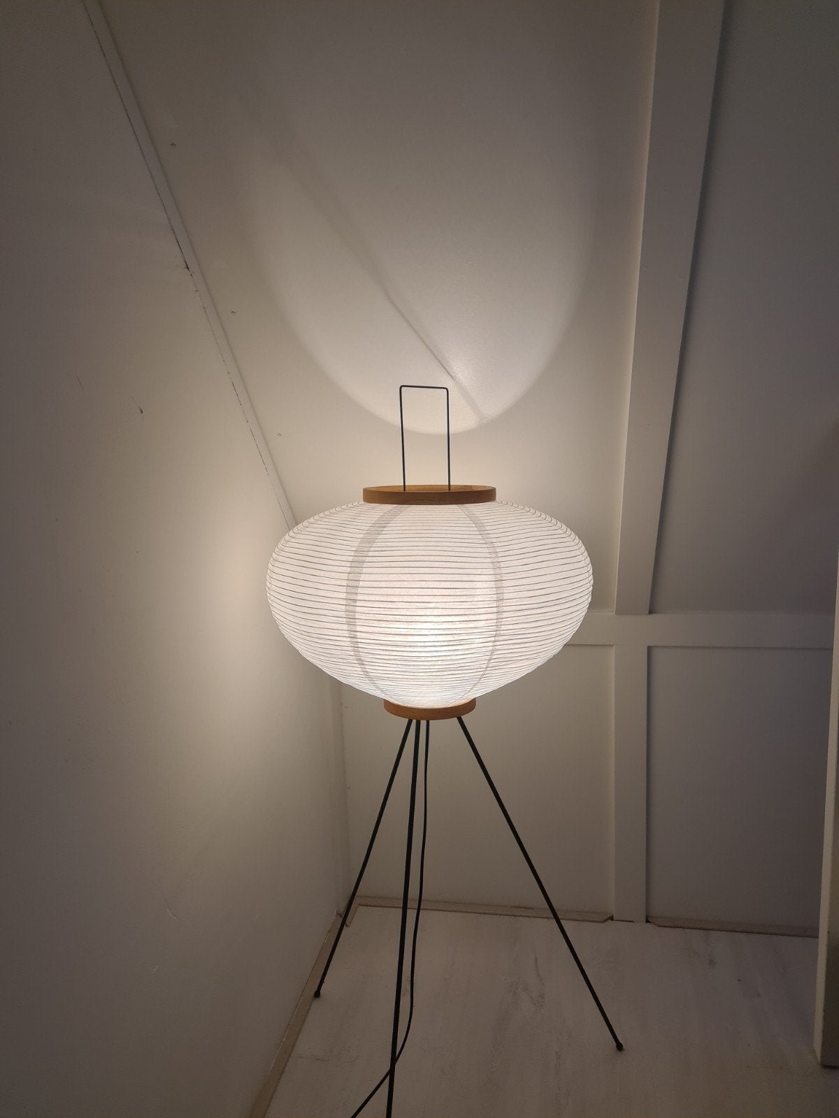 Prachtige Japanse Akari-stijl vloerlamp (120 cm)., Ophalen, 100 tot 150 cm, E27 (groot), Hout
