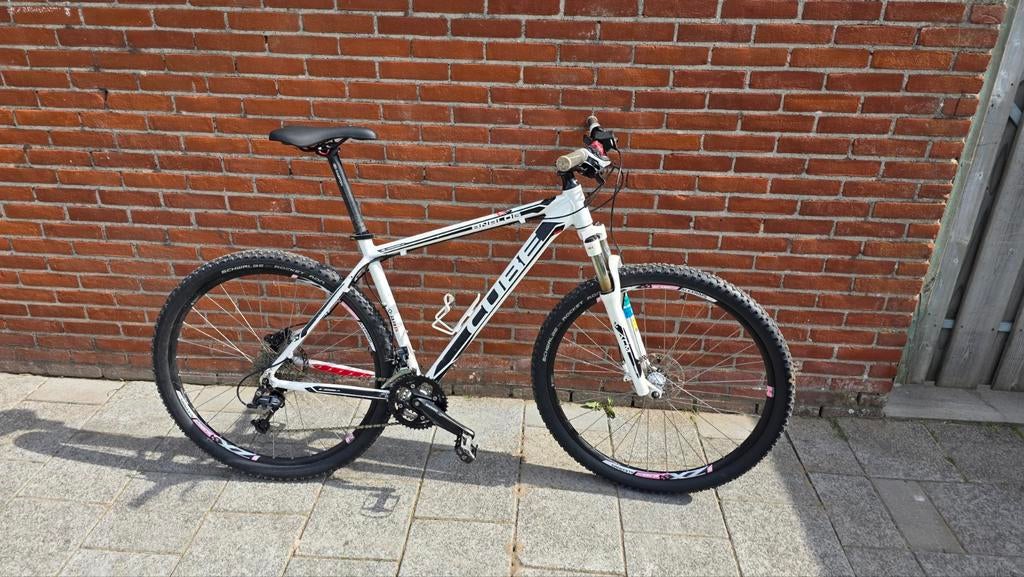 Cube Mountainbike 29er - Wit/Zwart, 49 tot 53 cm, Ophalen of Verzenden, Gebruikt, Overige merken