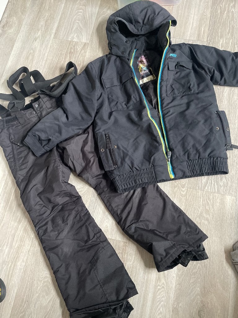Maat 140 Falcon snowboardbroek en protest wintersport jas, Ophalen of Verzenden, Zo goed als nieuw, Jongen of Meisje, Jas