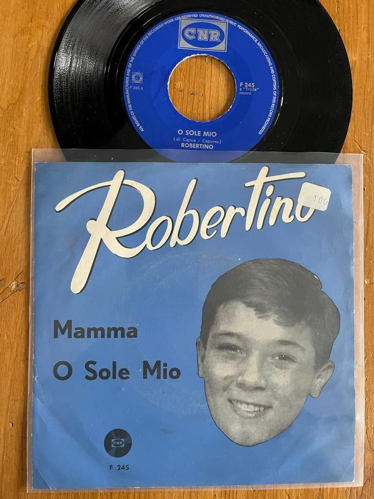Robertino - Mamma / O Sole Mio single, Fotohoes, Ophalen of Verzenden, 7 inch, Nederlandstalig