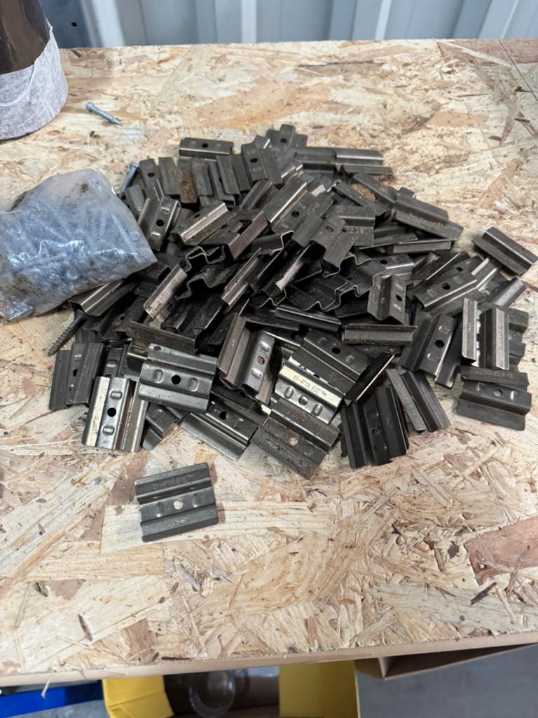 120 B-Fix Clips voor blinde bevestiging vlonderplanken, Ophalen of Verzenden, Gebruikt, Overige typen