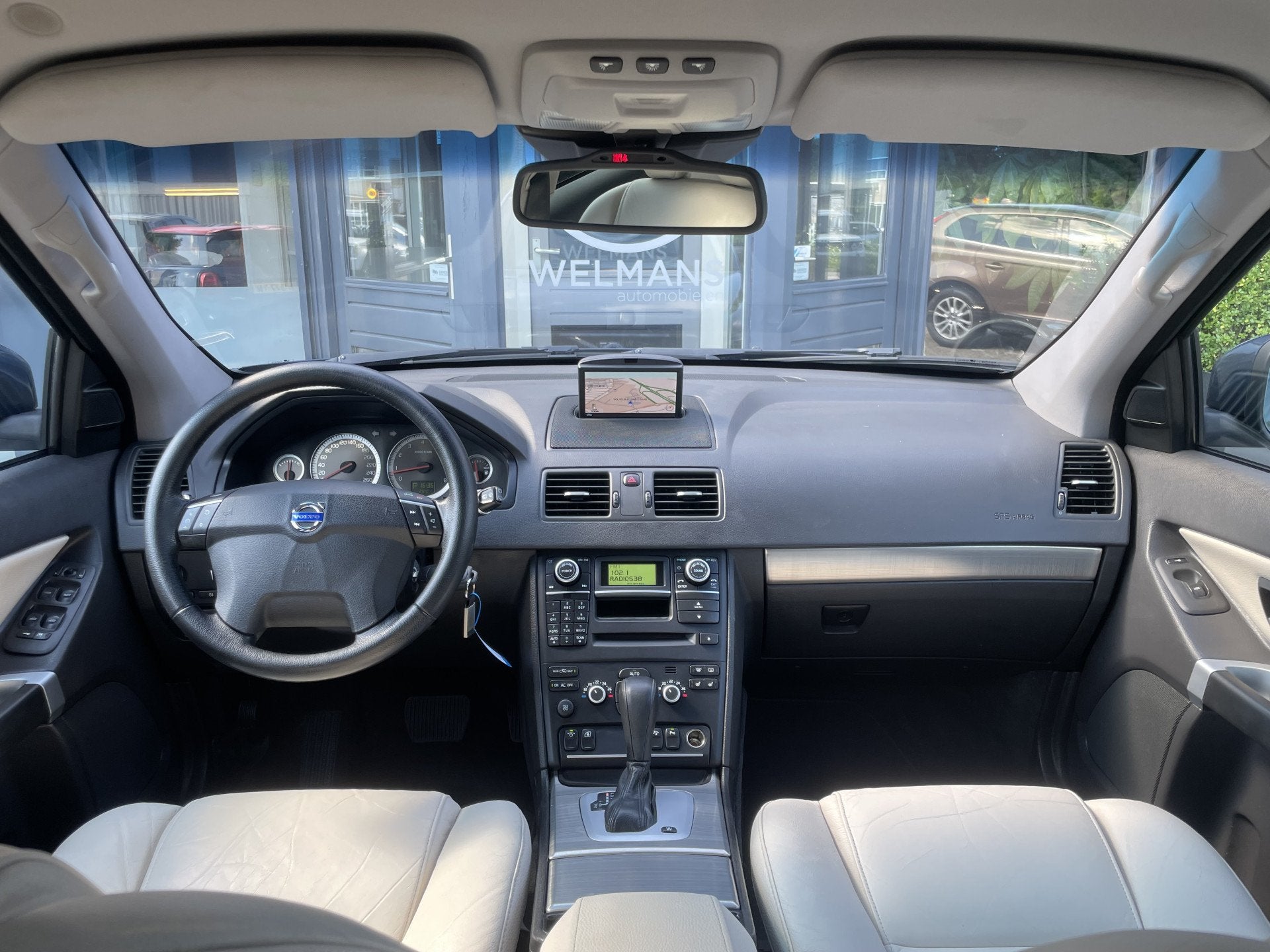 Volvo XC90 3.2 AWD Summum 7p | Xenon | Navi | Trekhaak, Gebruikt, Beige, Blauw, 7 stoelen