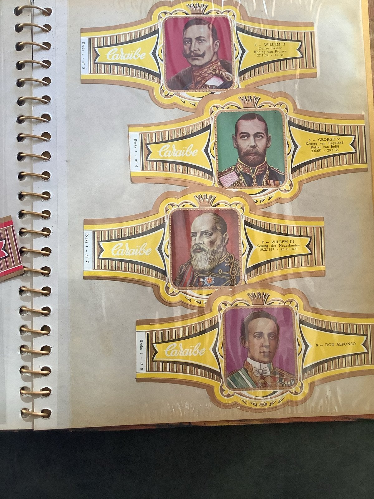 Album met vintage sigarenbandjes - diverse thema's, Verzamelen, Ophalen of Verzenden