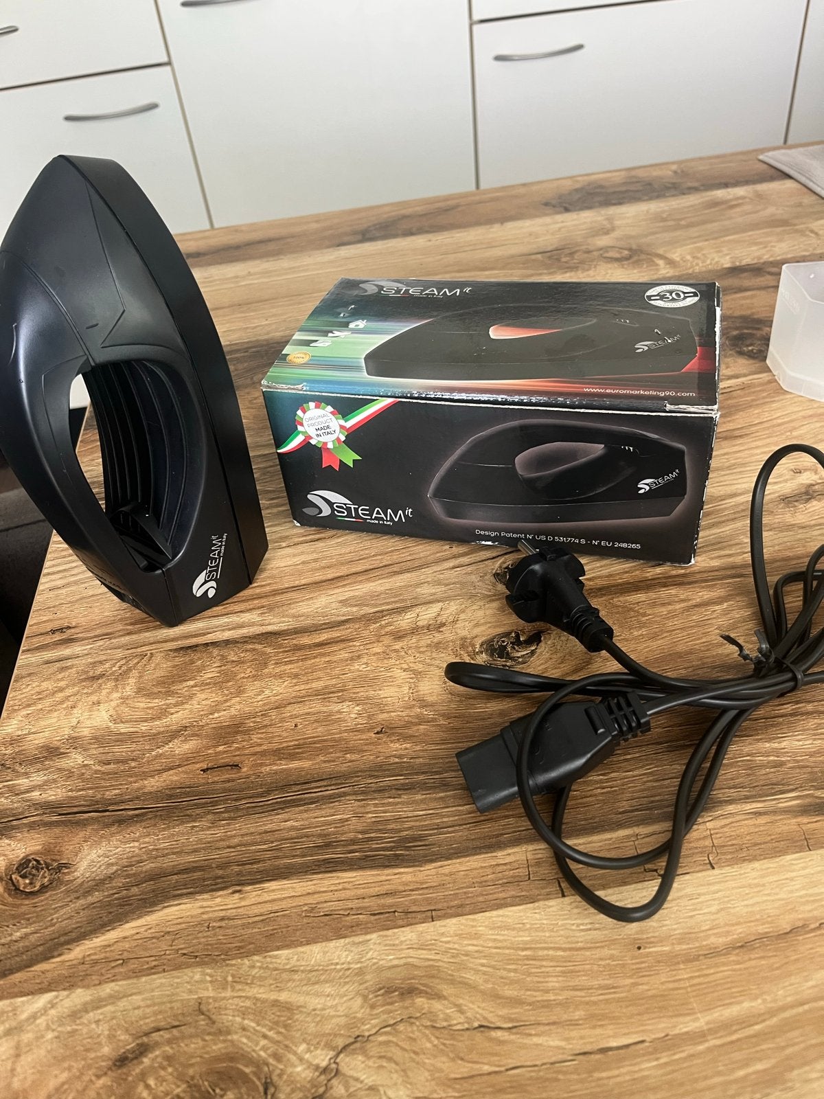 Steam It Strijkijzer - Lichtgewicht Reisstrijkijzer, Ophalen, Zo goed als nieuw, Strijkijzer met snoer