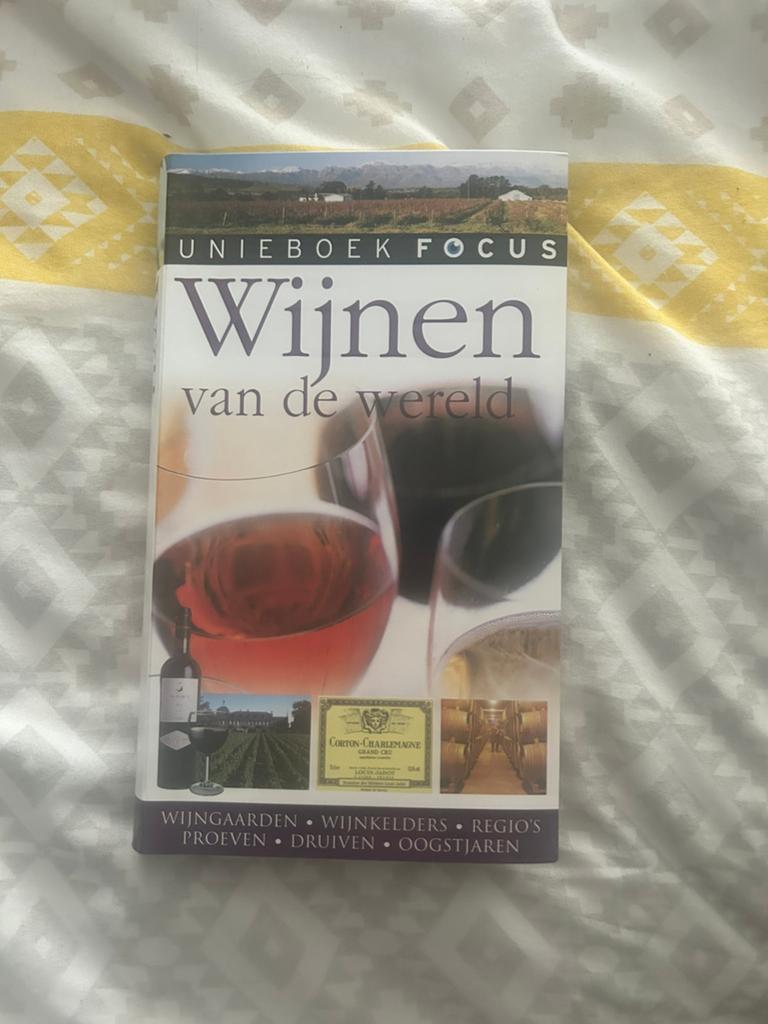 G. Adams - Focus Wijnen van de wereld, Capitool, Verzenden, Europa, Reisgids of -boek