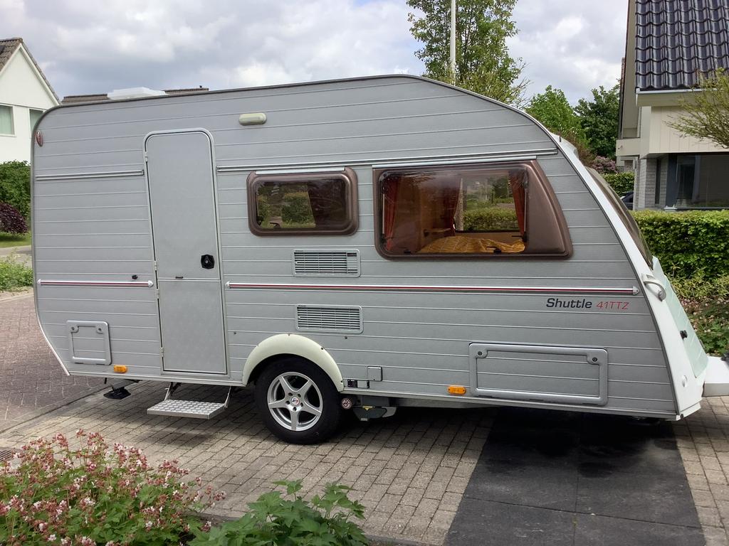 Uitstekend onderhouden, sportieve Kip Shuttle TTZ 41 (2003), Vast bed, Kip, 750 - 1000 kg, Particulier