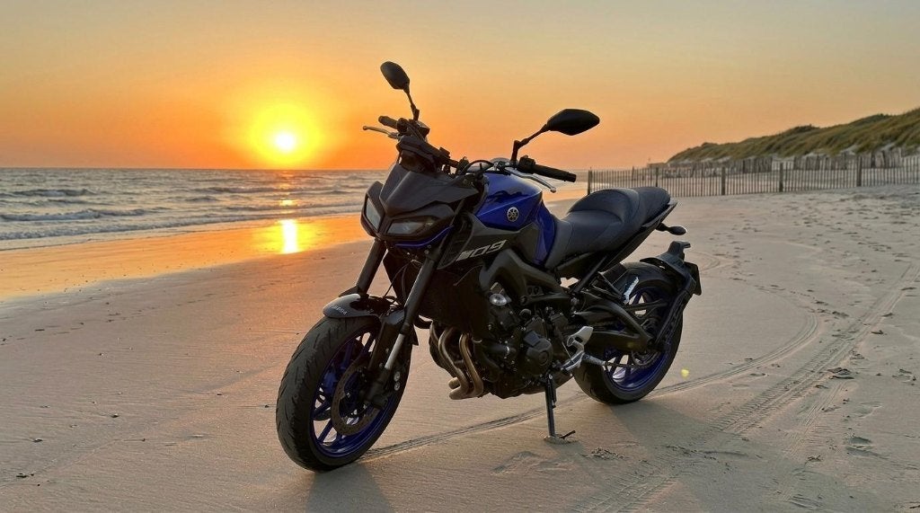 Yamaha MT-09 Full Options (87.5 kW / 119 PK) – < 16.000 km, Motorrijbewijs A, Gebruikt, 3 cilinders, Particulier