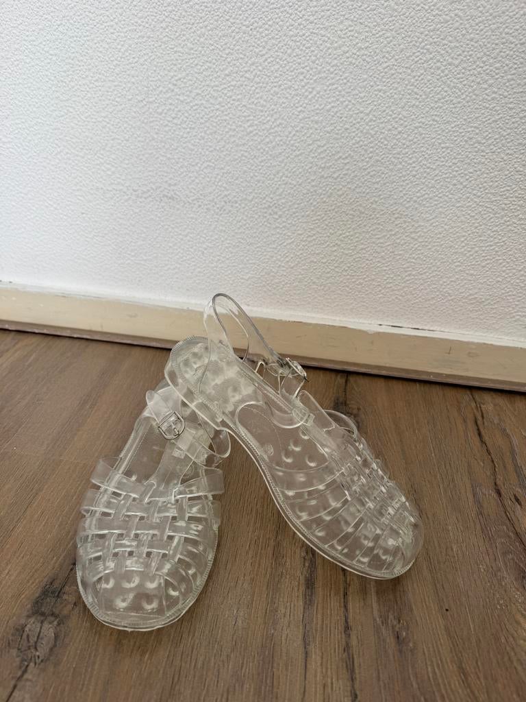 Transparante waterschoenen, Overige kleuren, Zo goed als nieuw, Sandalen of Muiltjes, Ophalen of Verzenden