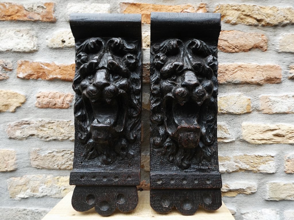 2 Grote antieke houtgesneden leeuwenkop ornamenten consoles, Overige onderwerpen, Houtsnijwerk, Ophalen of Verzenden, Handgemaakt