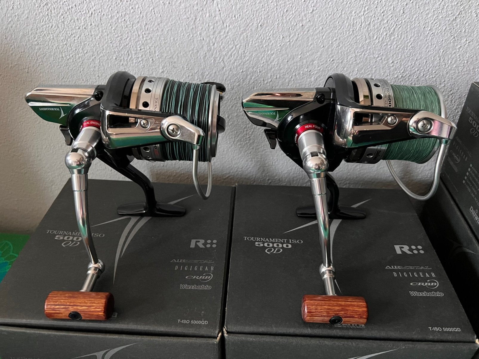 Daiwa ISO 5000 QD 2x, Ophalen of Verzenden, Zo goed als nieuw, Overige typen