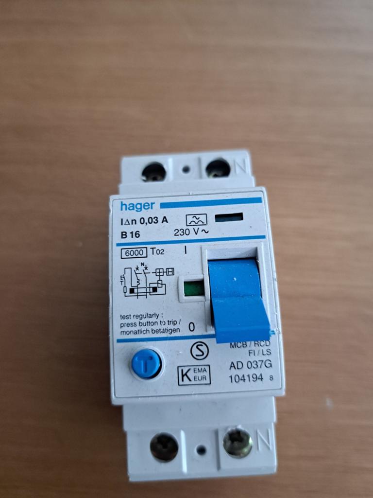 Hager aardlekautomaat, Ophalen of Verzenden