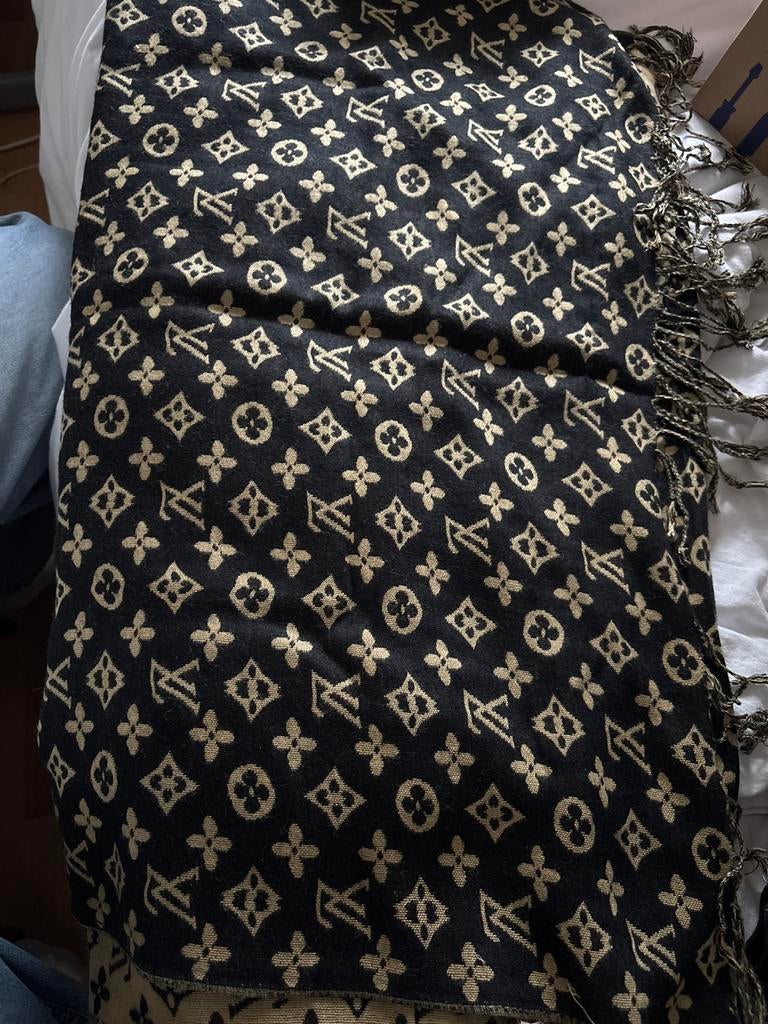 Louis Vuitton Sjaal - Nieuw en ongedragen, Ophalen, Nieuw, Sjaal