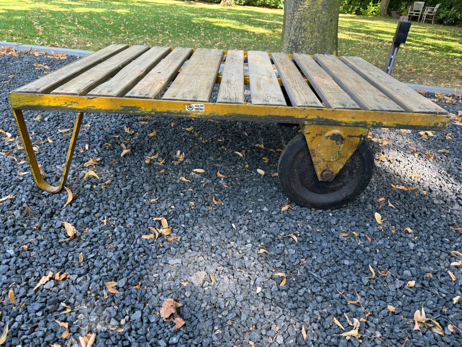 Tafel karretje op wielen vintage, Ophalen, 100 tot 150 cm, Zo goed als nieuw, Metaal