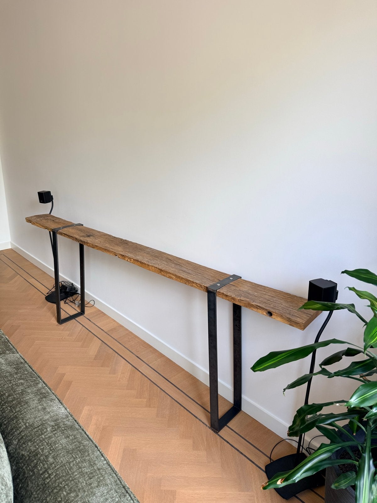 Sidetable met antieke wijnpersplank en stalen frame, Ophalen, Gebruikt, 200 cm of meer, Minder dan 25 cm