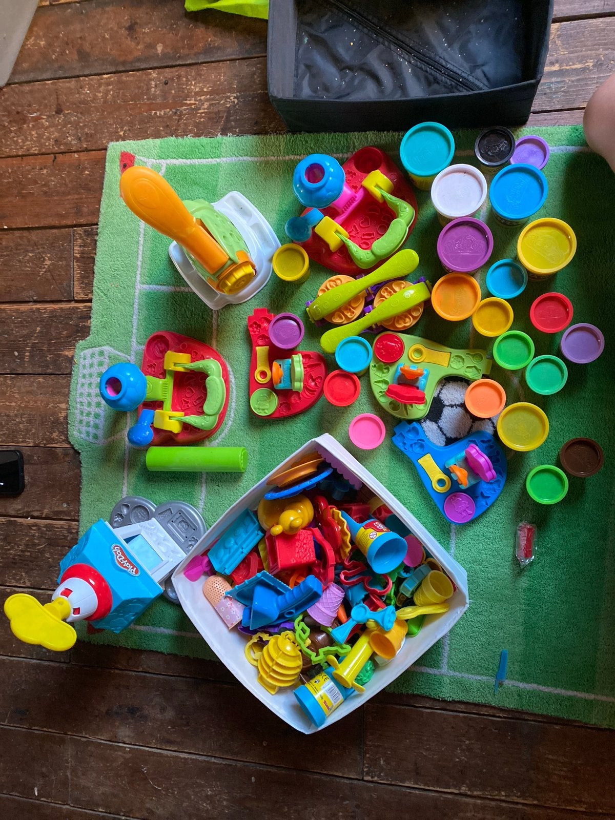 Grote Play-Doh set met veel accessoires en klei, Ophalen of Verzenden, Gebruikt, Jongen of Meisje