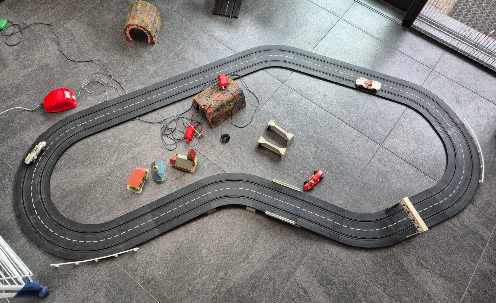 Vintage Racebaan met auto's met eventueel Pola HO 545 Bergch, Ophalen of Verzenden, Gebruikt, Elektrisch, Overige merken