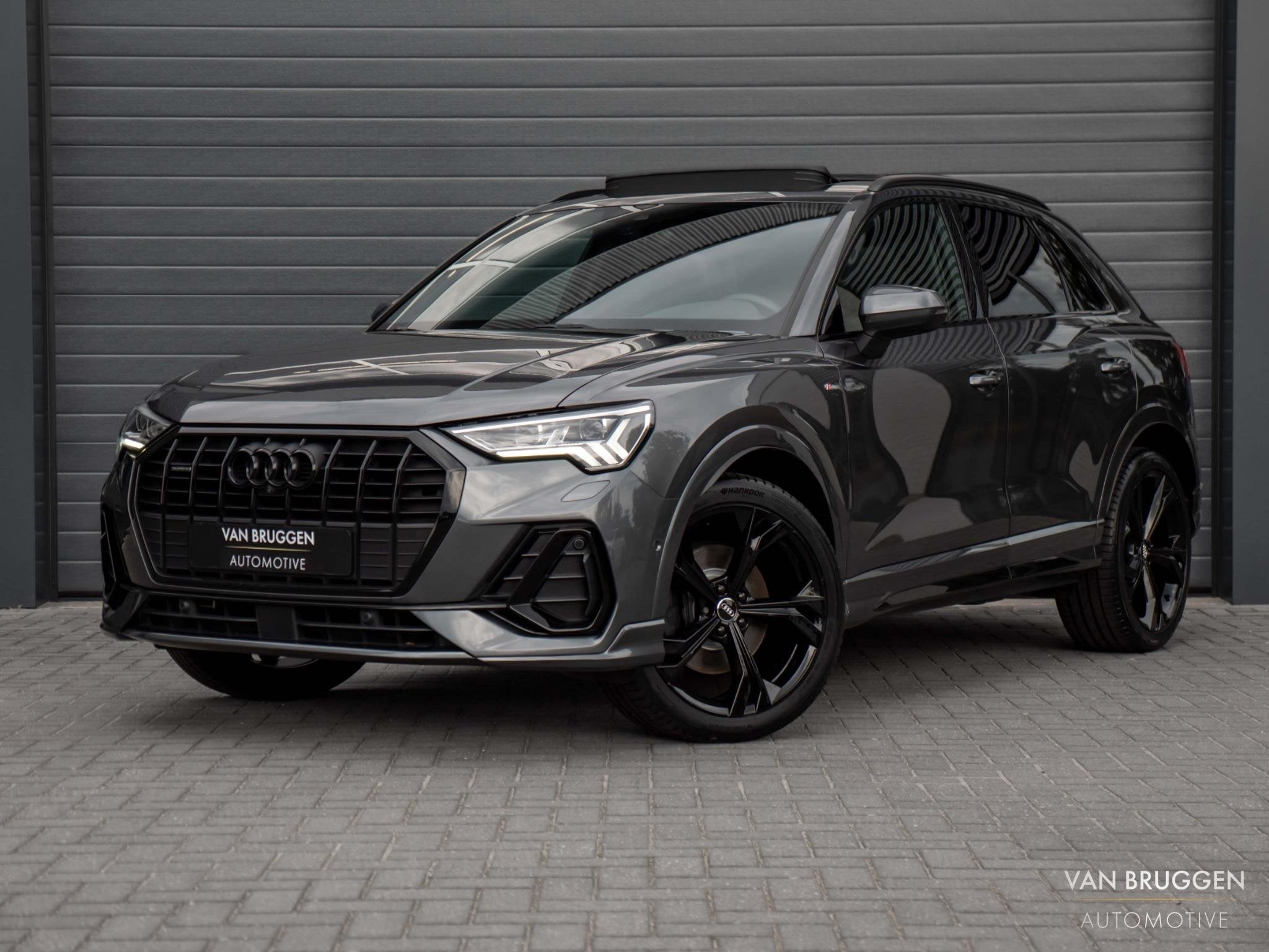 Audi Q3 45 TFSI quattro S-Line Pano B&O Trekh Keyless 360 Sf, Auto's, Gebruikt, 1984 cc, Automatische klimaatregeling, 14 km/l