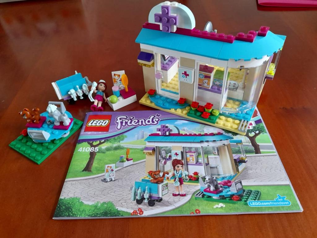 Lego friends Dierenkliniek 41085 complete set met boekje, Lego, Friends, Ophalen of Verzenden, Complete set