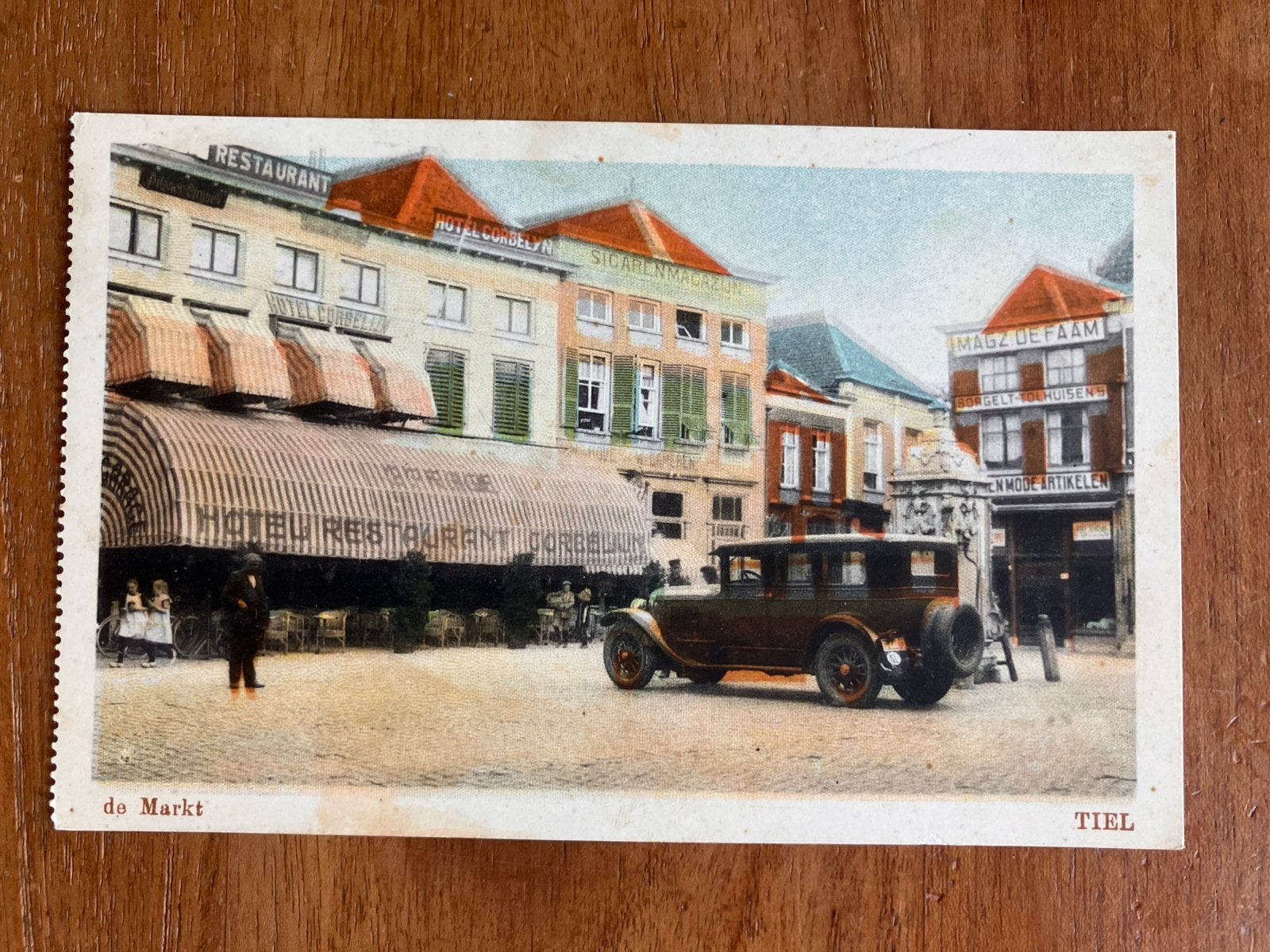 Tiel, de Markt met Hotel Restaurant Corbelijn. 1919, Verzamelen, Ophalen of Verzenden, Voor 1920, Gelopen, Gelderland