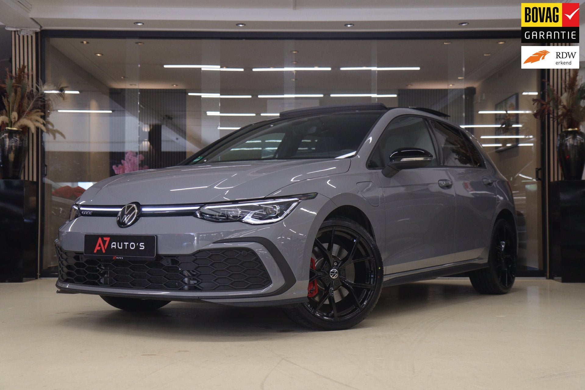 Volkswagen Golf 1.4 eHybrid GTE / HEADUP/PANO/IQLIGHT/CAM/CA, Auto's, Stof, Gebruikt, Euro 6, 4 cilinders