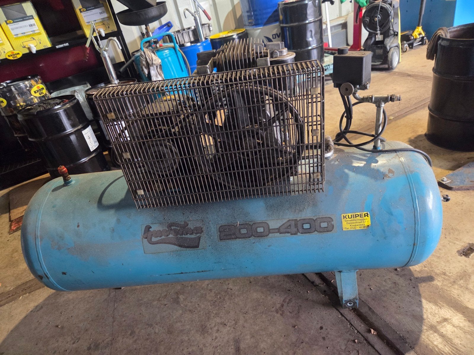 Gebruikte Compressor - Krachtige Luchtcompressor, Ophalen, Gebruikt, 400 tot 800 liter/min, 10 bar of meer
