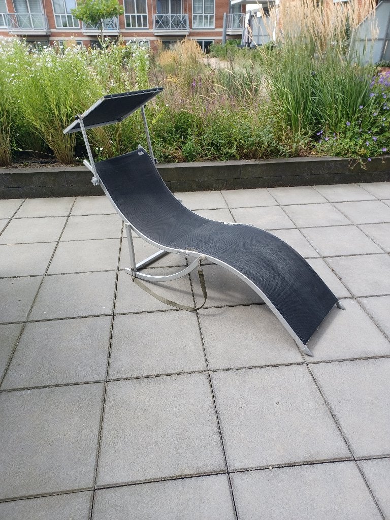 Opvouwbare ligstoel met zonnescherm, Tuin en Terras, Ligbedden, Ophalen, Gebruikt, Aluminium, Verstelbaar